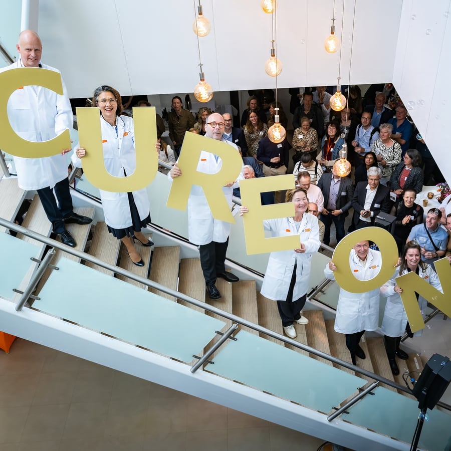 1Y9A3018HTC_CUREON_square