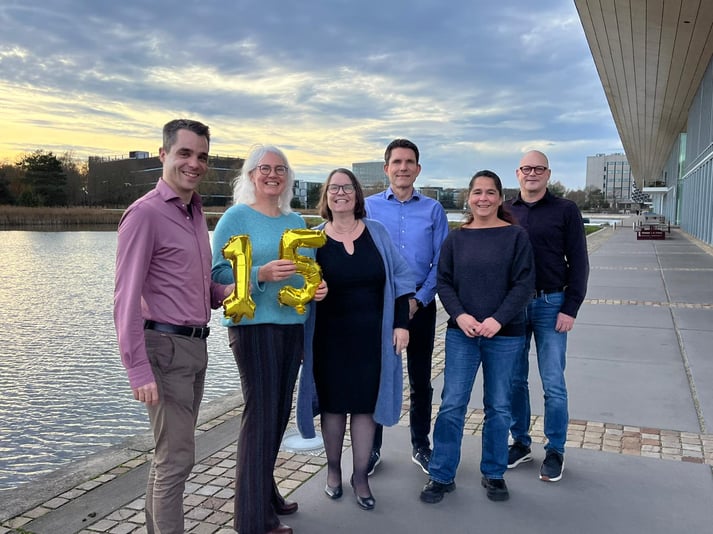 CVM 15 years photo horiz