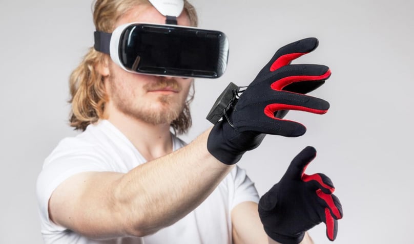 manusvr.jpg